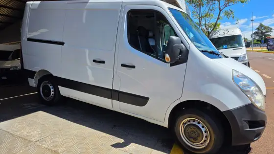 RENAULT MASTER 2.3 FURGÃO L1H1 16V TURBO INTERCOOLER DIESEL 4P MANUAL RENAULT MASTER 2.3 FURGÃO L1H1 16V TURBO INTERCOOLER DIESEL 4P MANUAL