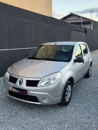 RENAULT SANDERO 1.0 EXPRESSION 16V FLEX 4P MANUAL RENAULT SANDERO 1.0 EXPRESSION 16V FLEX 4P MANUAL
