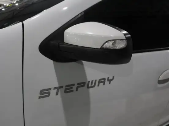 RENAULT-SANDERO-1.6 STEPWAY 8V FLEX 4P MANUAL RENAULT-SANDERO-2015