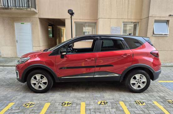 RENAULT-CAPTUR-2019