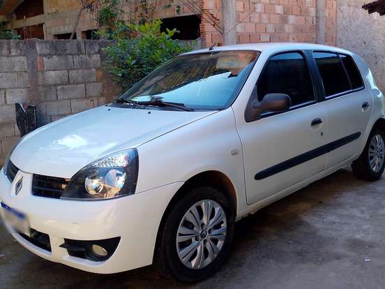 RENAULT-CLIO-1.0 16V FLEX 4P MANUAL RENAULT-CLIO-2011