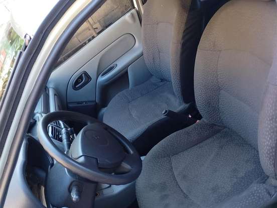 RENAULT-CLIO-1.0 16V FLEX 4P MANUAL RENAULT-CLIO-2011