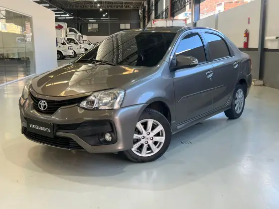 TOYOTA ETIOS 1.5 XLS 16V FLEX 4P AUTOMÁTICO TOYOTA ETIOS 1.5 XLS 16V FLEX 4P AUTOMÁTICO