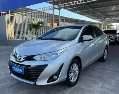 TOYOTA YARIS 1.5 16V FLEX SEDAN XLS CONNECT MULTIDRIVE TOYOTA YARIS 1.5 16V FLEX SEDAN XLS CONNECT MULTIDRIVE