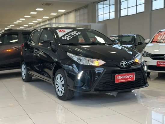TOYOTA-YARIS-2024