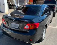 TOYOTA COROLLA 1.8 GLI 16V FLEX 4P AUTOMÁTICO TOYOTA COROLLA 1.8 GLI 16V FLEX 4P AUTOMÁTICO