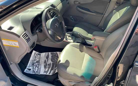 TOYOTA-COROLLA-2009