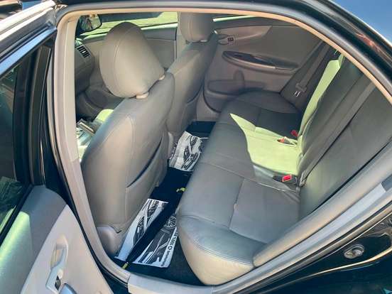 TOYOTA-COROLLA-2009