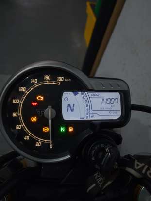 TRIUMPH-SCRAMBLER 400 X-2024