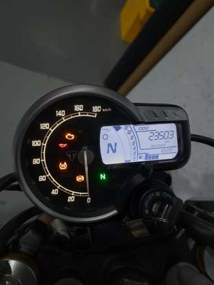 TRIUMPH-SCRAMBLER 400 X-2024