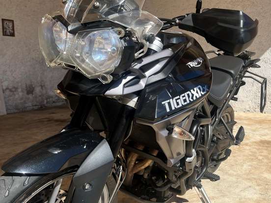 TRIUMPH-TIGER 800 XRX TRIUMPH-TIGER 800 XRX-2015