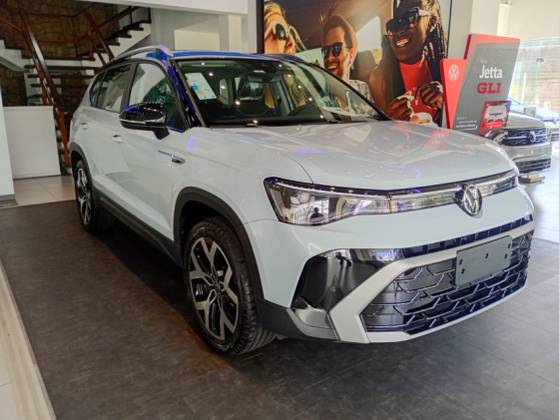 VOLKSWAGEN TAOS 1.4 250 TSI TOTAL FLEX HIGHLINE AUTOMÁTICO