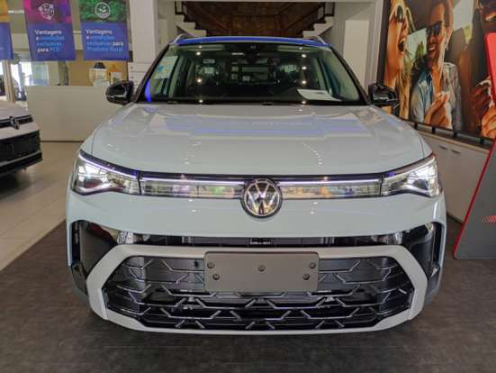 VOLKSWAGEN-TAOS-2026