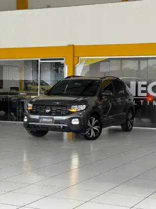 VOLKSWAGEN T-CROSS 1.0 200 TSI TOTAL FLEX COMFORTLINE AUTOMÁTICO VOLKSWAGEN T-CROSS 1.0 200 TSI TOTAL FLEX COMFORTLINE AUTOMÁTICO