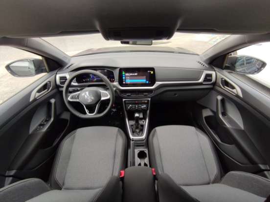 VOLKSWAGEN-T-CROSS-2026