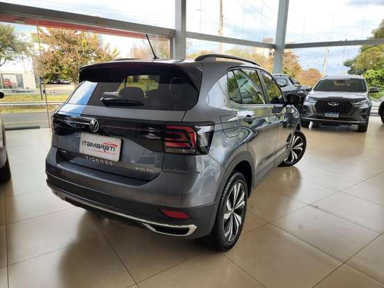 VOLKSWAGEN-T-CROSS-2023