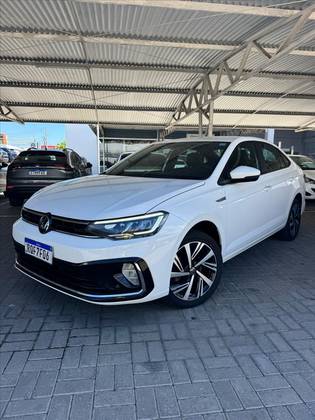 VOLKSWAGEN VIRTUS 1.0 200 TSI HIGHLINE AUTOMÁTICO