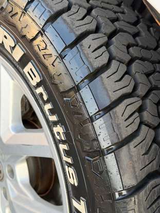 VOLKSWAGEN-AMAROK-2013