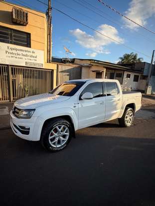 VOLKSWAGEN-AMAROK-2013