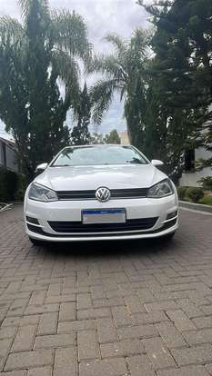 VOLKSWAGEN-GOLF-2014