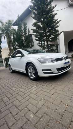 VOLKSWAGEN-GOLF-2014