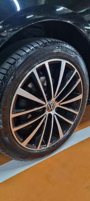 VOLKSWAGEN-JETTA-2011