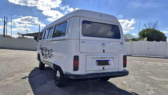 VOLKSWAGEN-KOMBI-1.6 MI STD LOTAÇÃO 8V GASOLINA 3P MANUAL VOLKSWAGEN-KOMBI-1997