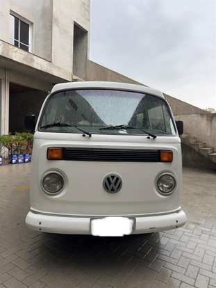 VOLKSWAGEN-KOMBI-1.6 MI STD LOTAÇÃO 8V GASOLINA 3P MANUAL VOLKSWAGEN-KOMBI-2005