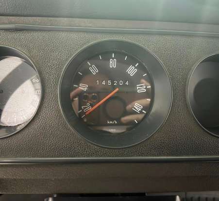 VOLKSWAGEN-KOMBI-2005