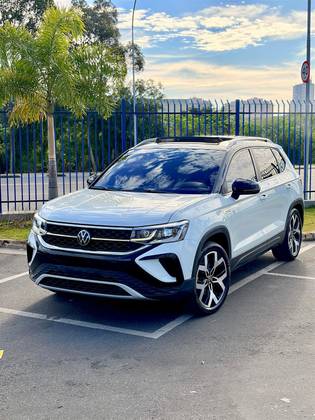 VOLKSWAGEN TAOS 1.4 250 TSI TOTAL FLEX HIGHLINE AUTOMÁTICO