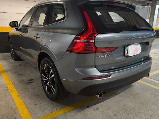 VOLVO-XC60-2.0 T5 GASOLINA MOMENTUM AWD GEARTRONIC VOLVO-XC60-2017