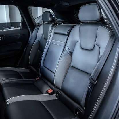 VOLVO-XC60-2019