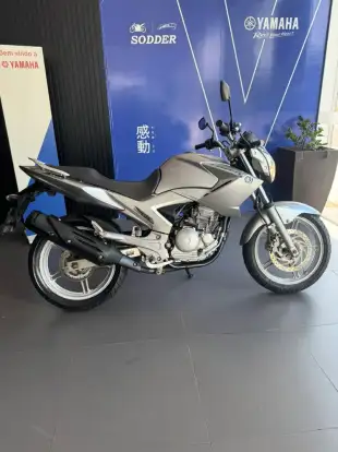 YAMAHA-FAZER 250IE LIMITED EDITION-2012