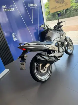 YAMAHA-FAZER 250IE LIMITED EDITION-2012