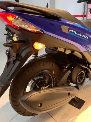 YAMAHA-FLUO 125 HYBRID CONNECTED ABS YAMAHA-FLUO 125 HYBRID CONNECTED ABS-2025