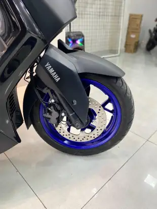 YAMAHA-XMAX 300 CONNECTED ABS-2025