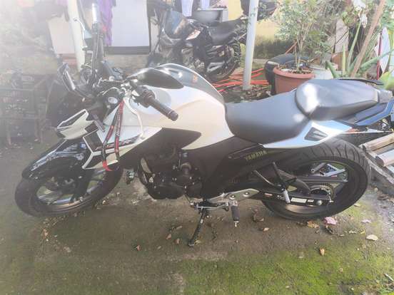 YAMAHA-FZ25 FAZER CONNECTED ABS-2025