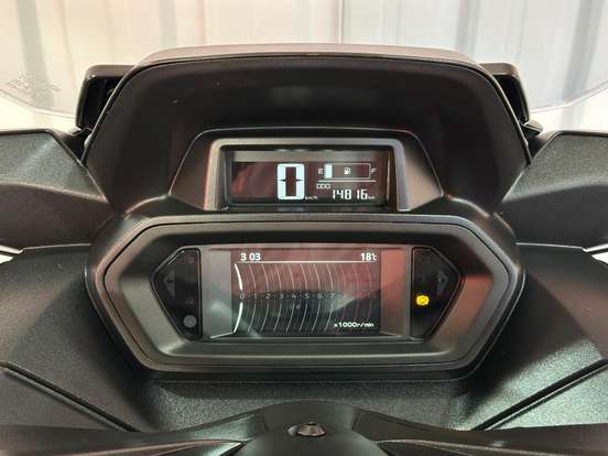 YAMAHA-XMAX 250 CONNECTED ABS YAMAHA-XMAX 250 CONNECTED ABS-2024