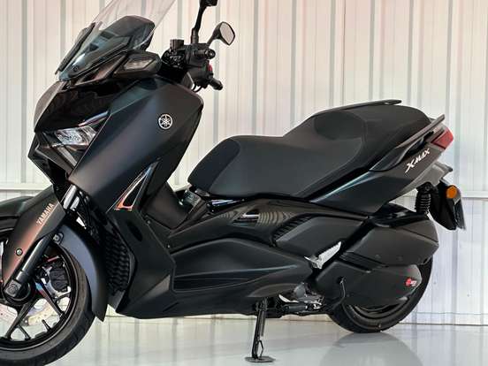 YAMAHA-XMAX 250 CONNECTED ABS-2024