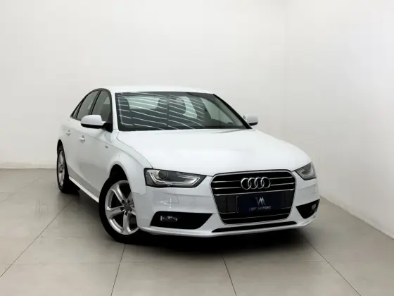 AUDI A4 2.0 TFSI ATTRACTION 180CV GASOLINA 4P MULTITRONIC AUDI A4 2.0 TFSI ATTRACTION 180CV GASOLINA 4P MULTITRONIC