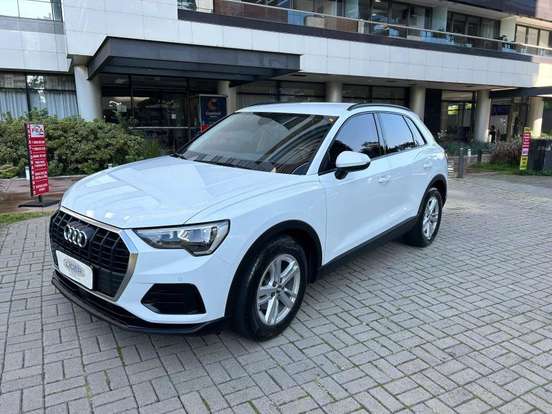 AUDI-Q3-2020