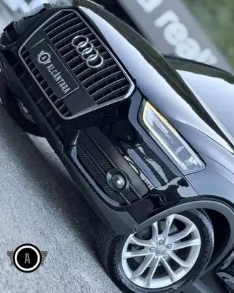 AUDI-Q3-2012