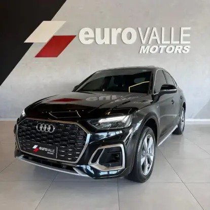 AUDI-Q5-2022