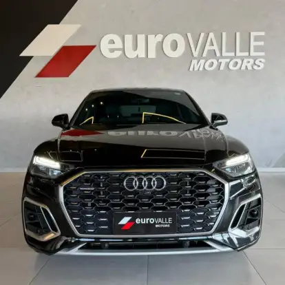AUDI-Q5-2022