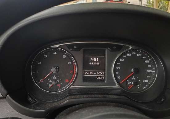 AUDI-A1-2015