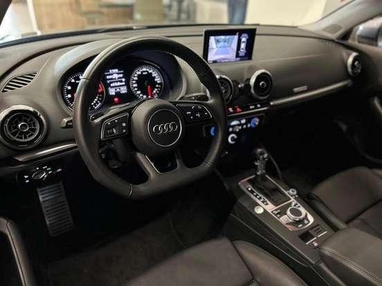 AUDI-A3-2019