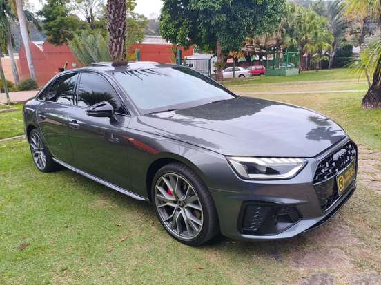 AUDI-A4-2024