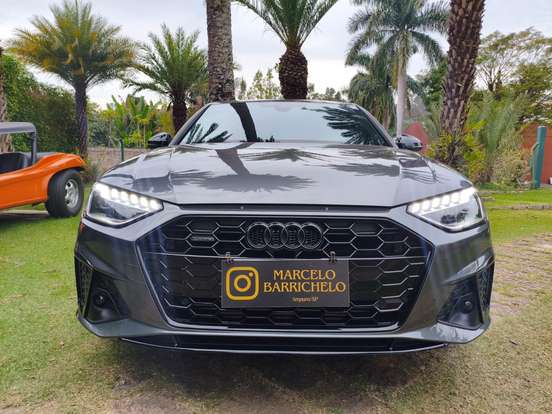 AUDI-A4-2024