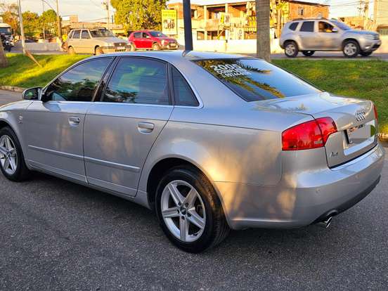 AUDI-A4-3.0 LIMOUSINE V6 30V GASOLINA 4P MULTITRONIC AUDI-A4-2005