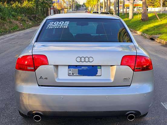 AUDI-A4-3.0 LIMOUSINE V6 30V GASOLINA 4P MULTITRONIC AUDI-A4-2005